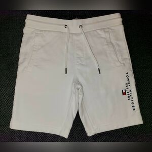 Tommy Hilfiger Logo Shorts white